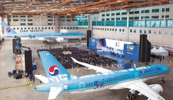 지난 3월 4일 서울 공항동 격납고에서 개최한 대한항공의 창립 50주년 기념식 전경 [사진=대한항공]