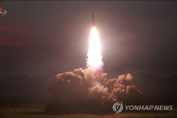 북한이 지난 8월6일 발사한 '신형전술유도탄' [사진=연합뉴스]