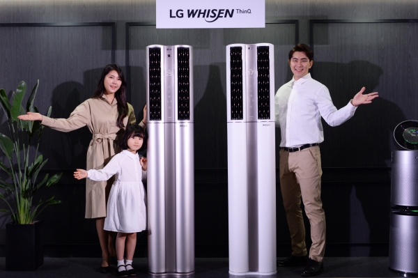 LG전자가 16일 2020년형 ‘LG 휘센 씽큐 에어컨’ 신제품 29종을 선보이고 같은 날 본격적인 판매에 들어갔다. [사진=LG전자 제공]
