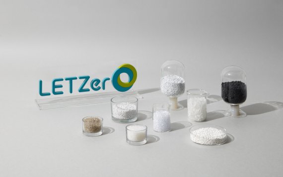 LG화학의 친환경 브랜드 LETZero가 적용된 재활용(PCR) 소재 제품들 [사진출처=LG화학]