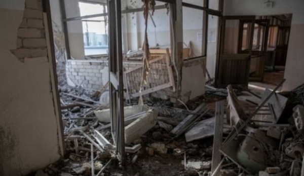 지난 1일(현지시간) 러시아군 공습으로 우크라이나 헤르손의 한 어린이 병원이 폐허로 변해 있다. [사진 = 연합뉴스]
