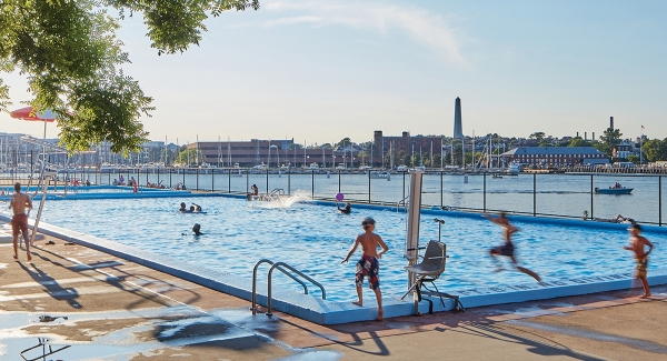 보스턴의 한 야외 공공 수영장의 모습 [사진 = ATI]