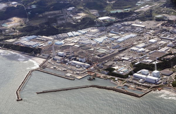 24일 오후 오염수(일본 정부 명칭 '처리수') 해양 방류를 시작한 후쿠시마 제1원자력발전소. [출처=연합]