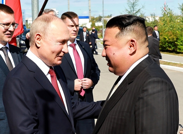 작년 9월 블라디미르 푸틴 러시아 대통령과 김정은 북한 국무위원장. [출처=연합뉴스]