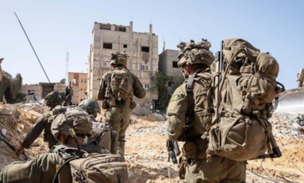 가자지구 남부 최대도시인 칸 유니스에서 작전 중인 이스라엘군 병사들 [사진=연합뉴스]
