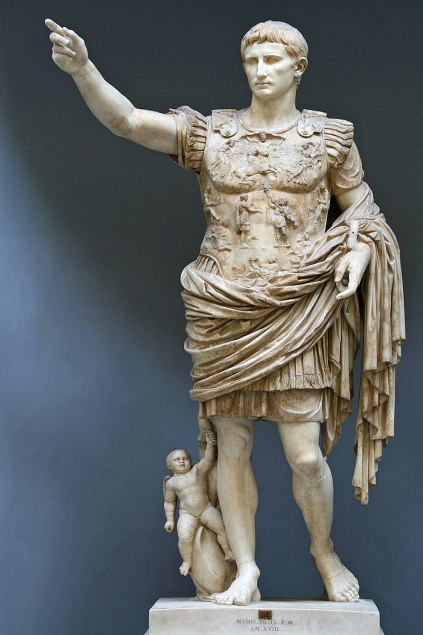 바티칸 박물관에 있는 아우구스투스의 동상(Wikimedia Commons / Public Domain)