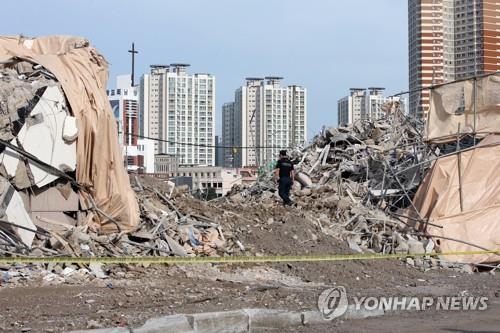 지난 9일 건물 철거 과정에서 9명이 숨지고 8명이 중상을 당한 광주 동구 학동4재개발 구역. [출처=연합뉴스]