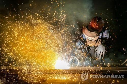 중국 장쑤성 난퉁시의 공작기계 공장 [사진=연합뉴스/AFP]
