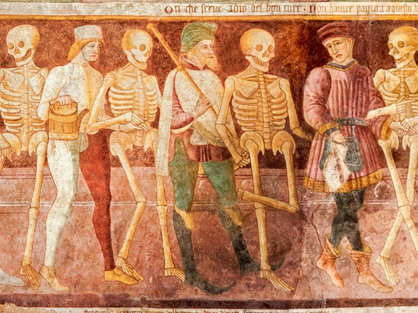 14세기에 제작된 '죽음의 춤(Dance of the Death)' 벽화 [사진 = ATI]