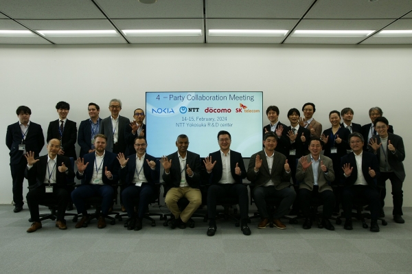 지난 15일 일본 요코스카시 NTT R&D센터에서 SKT·NTT도코모·NTT·노키아 4사가 기술 협력 회의를 진행했다. 사진=SK텔레콤